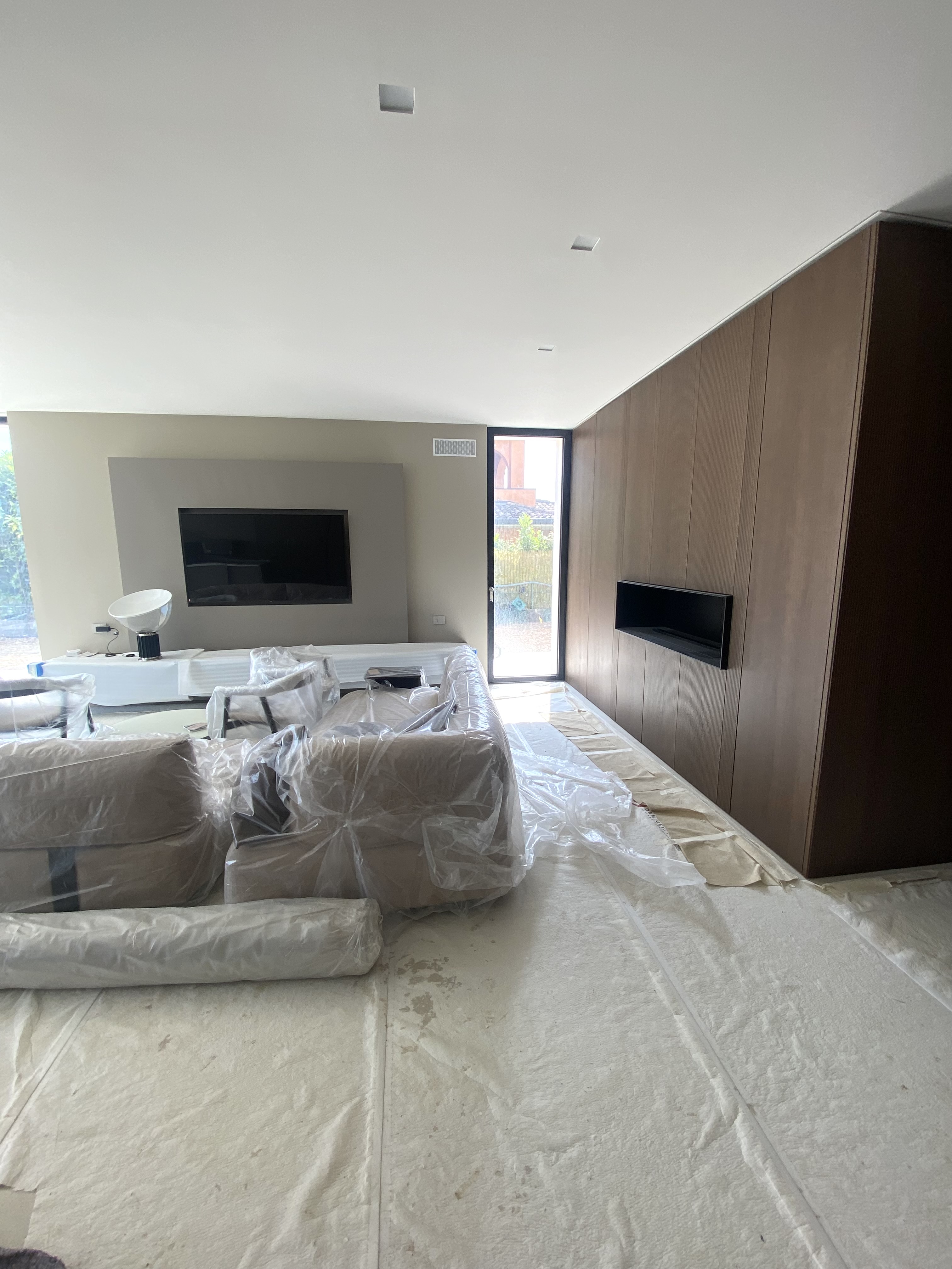 Controsoffitto in cartongesso con veletta illuminata